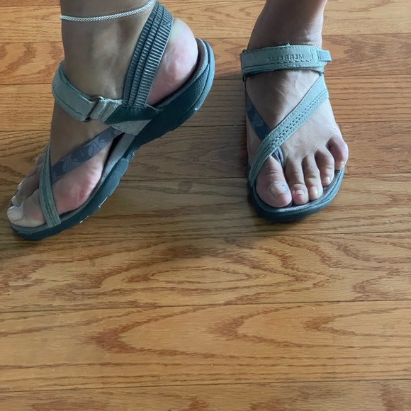 Merrell performance sandals. - Picture 5 of 7